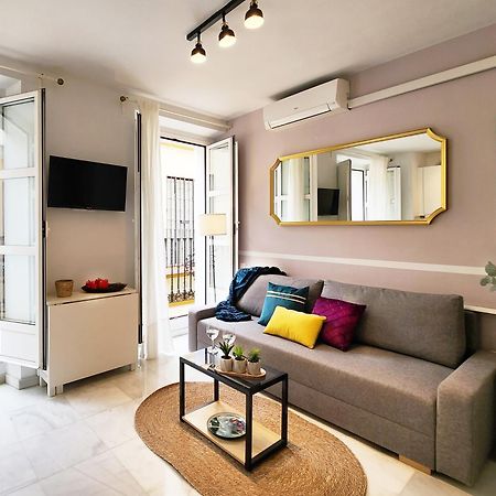 Lovely Center Apartments - Balcony Lux Sol Seville Exterior photo