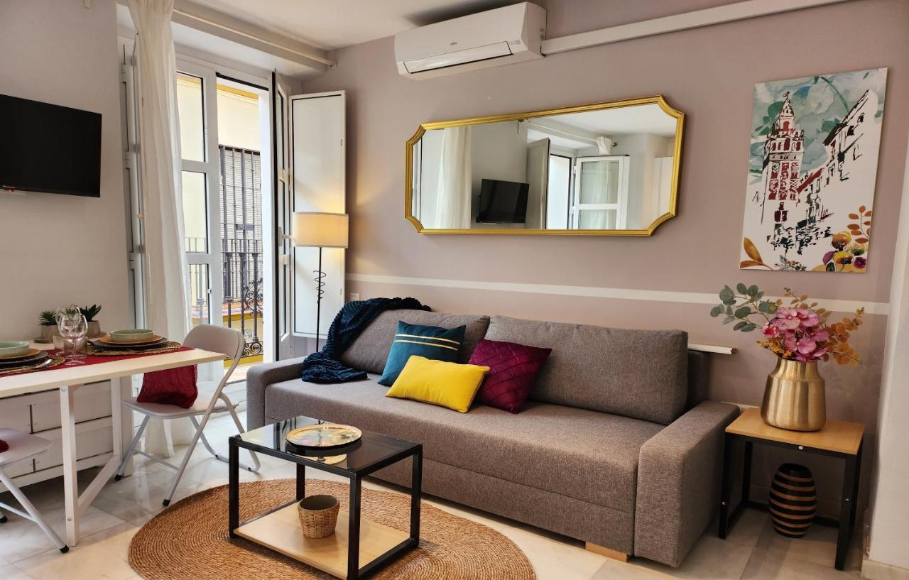 Lovely Center Apartments - Balcony Lux Sol Seville Exterior photo