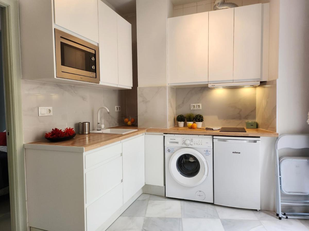 Lovely Center Apartments - Balcony Lux Sol Seville Exterior photo