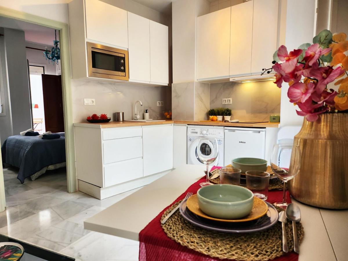 Lovely Center Apartments - Balcony Lux Sol Seville Exterior photo