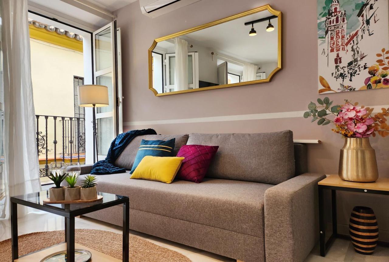 Lovely Center Apartments - Balcony Lux Sol Seville Exterior photo