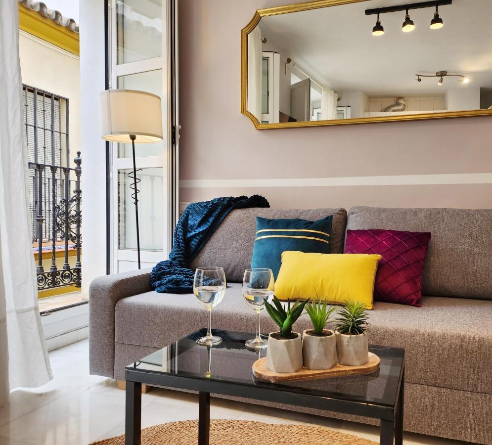 Lovely Center Apartments - Balcony Lux Sol Seville Exterior photo